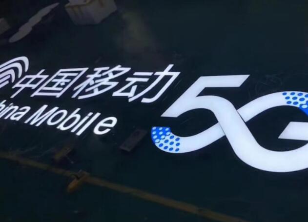 為什么說(shuō)PC耐力板最適合做廣告燈箱？