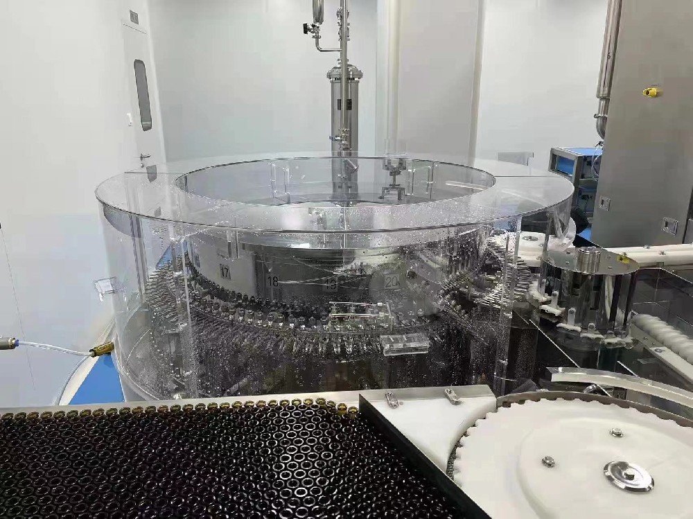 PC板機械設(shè)備防護罩的作用有哪些？